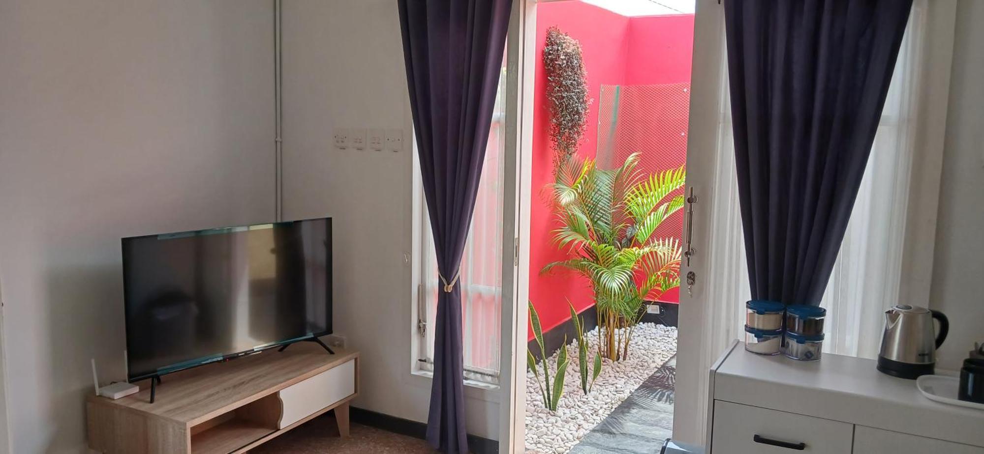 Dewi Sri Guesthouse Mataram Exterior foto